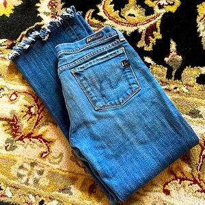 27 citizens of humanity Ingrid #002 low rise flare Stretch Fringe cut GUC jeans